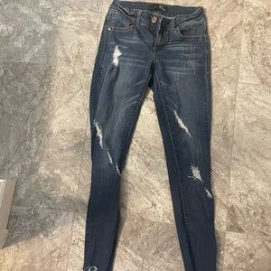 1822 distressed denim